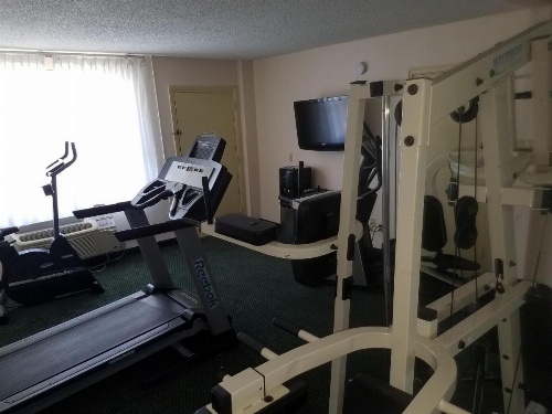 Days Inn & Suites by Wyndham Wichita East image 6